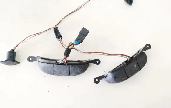 Opel Astra G Steering wheel buttons/switches 90561159