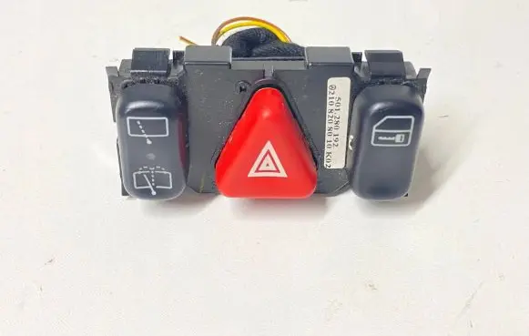 Mercedes-Benz E W210 Hazard light switch 501280192 2108208010