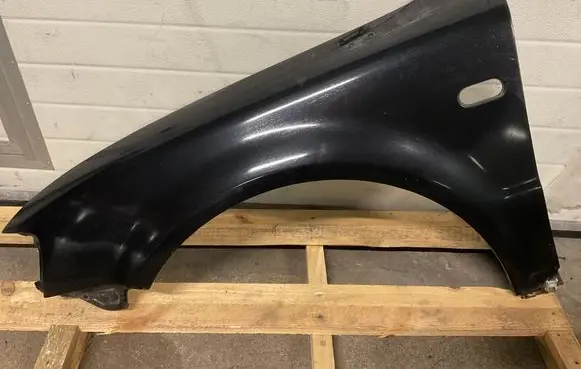 Volkswagen PASSAT B5 Fender 
