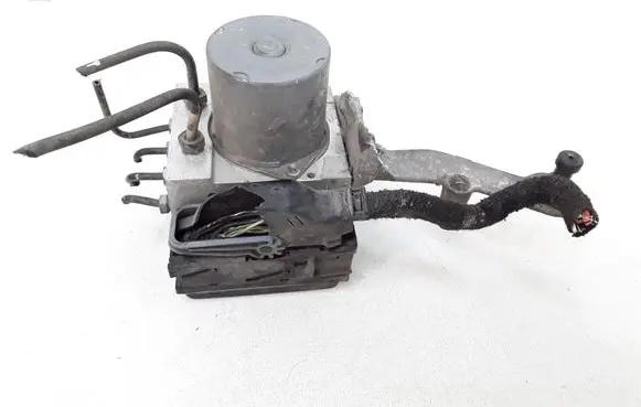 Mercedes-Benz B W245 ABS Pump A0084310812
