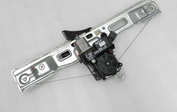 Opel Zafira C Rear door window regulator with motor 13260142