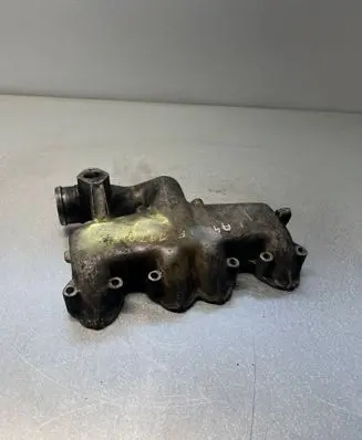 Audi A4 S4 B5 8D Intake manifold 028129713k