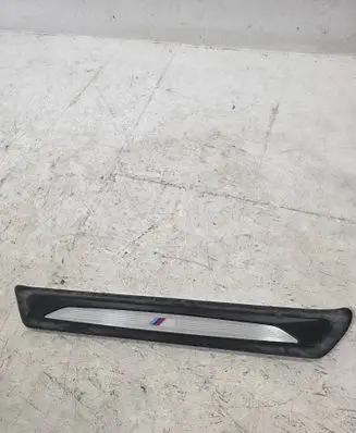 BMW 3 F30 F35 F31 Front sill trim cover 8051037 7289215 7289216
