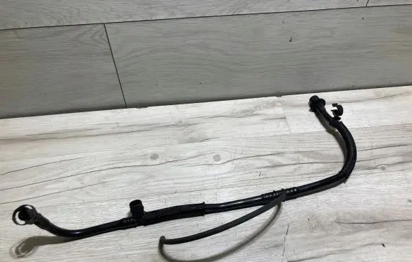 BMW 5 F10 F11 Vacuum line/pipe/hose 177650