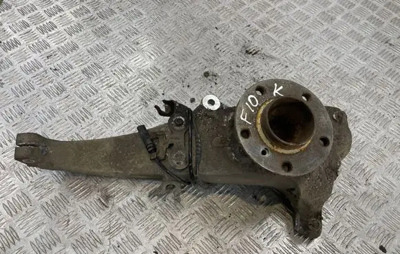 BMW 5 F10 F11 Front wheel hub