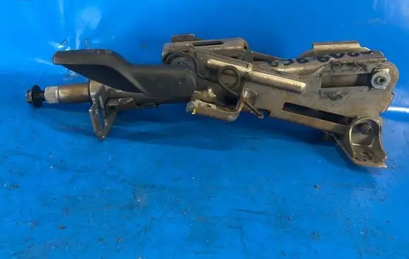Volvo XC70 Steering wheel axle 31302715
