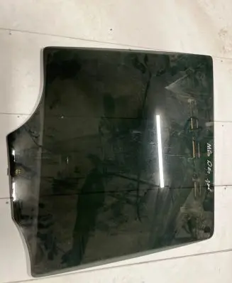Mercedes-Benz ML W163 Rear door window glass A1637350410