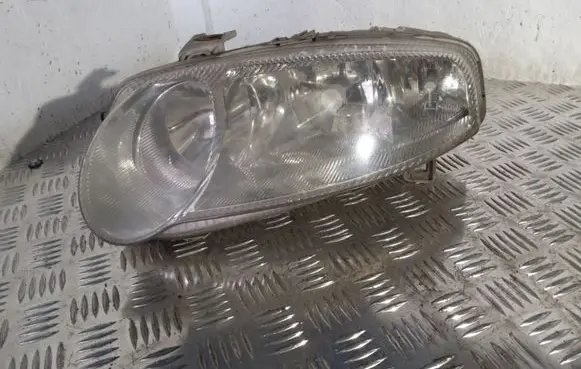 Alfa Romeo 147 Headlight/headlamp