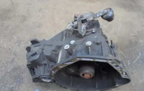 Chevrolet PT Cruiser Manual 4 speed gearbox P04668909AF