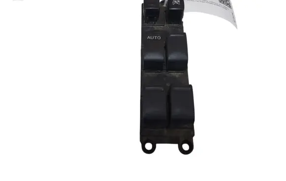 Nissan X-Trail T30 Electric window control switch