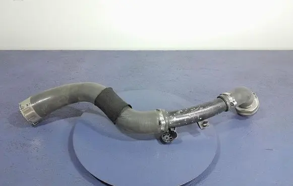 Air intake hose/pipe