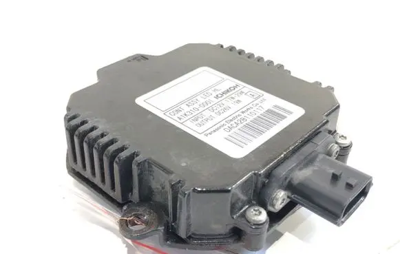 Nissan Leaf I (ZE0) Voltage converter/converter module A1K310-0001