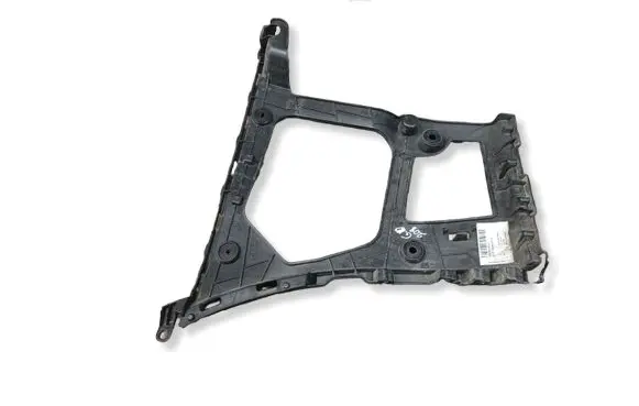 Audi Q7 4M Rear bumper mounting bracket 4M0807454A