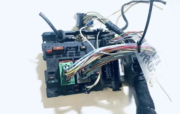 Peugeot 307 Fuse box set 9650664080 41713907