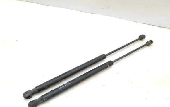 Opel Corsa C Shock absorber/damper mounting bracket 5556AB