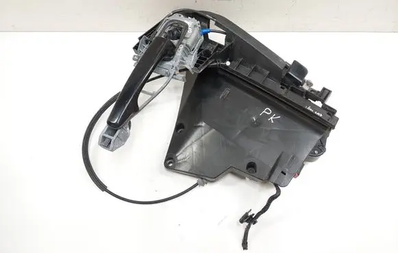 Volvo C30 Front door lock 30753658 998455103 08679985