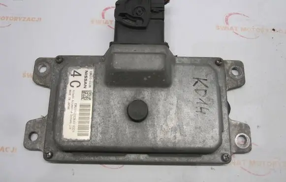 Nissan Note (E11) Fuse module EMU10-033N