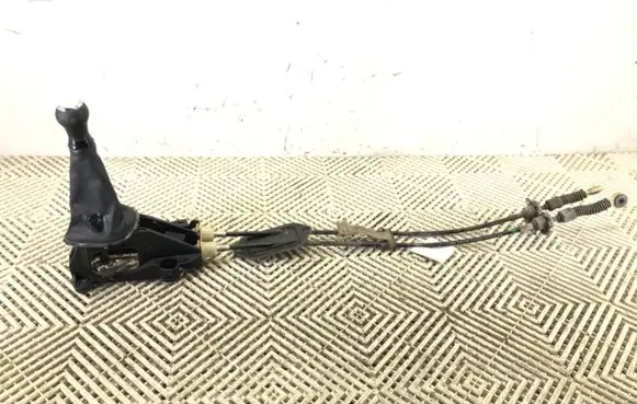 Toyota Yaris Gear shift rod 