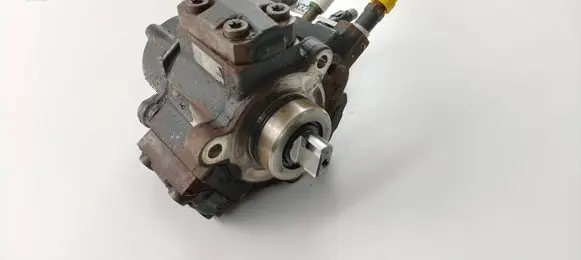 Fuel injection high pressure pump