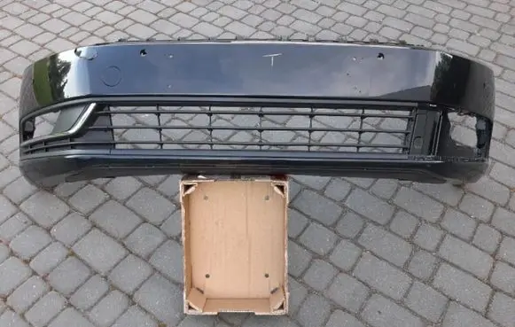 Volkswagen PASSAT B7 Front bumper