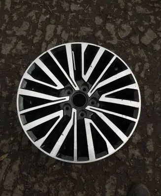 Volkswagen Multivan T6 R18 alloy rim 7E0601025S