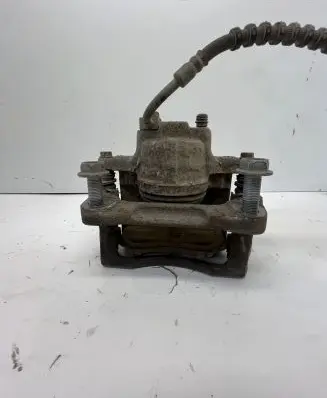 Chrysler Town & Country V Front brake caliper