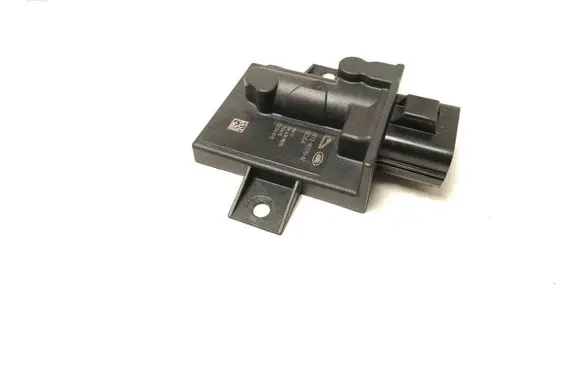 Jaguar XE Fuel injection pump control unit/module FK729D370AC