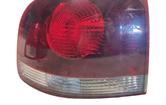 Volkswagen Touareg I Rear/tail lights 7L6945257