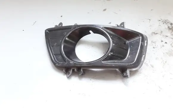 KIA Carens I Front fog light trim/grill 865151D050