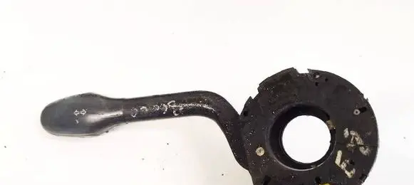 Volkswagen Golf III Wiper control stalk 