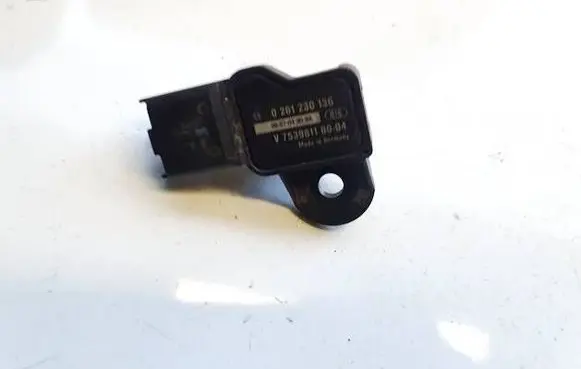 Peugeot 207 Air pressure sensor 0261230136 v75398118004