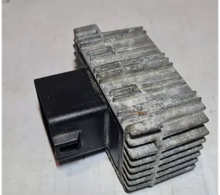 Opel Astra G Glow plug pre-heat relay 09132691