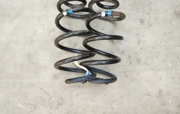 Nissan Qashqai Rear coil spring