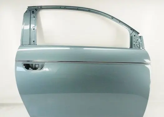 Fiat 500E Front door 