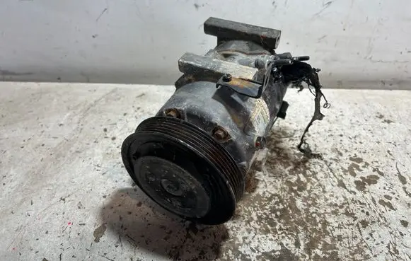 Hyundai Tucson TL Air conditioning (A/C) compressor (pump) 97701D7100