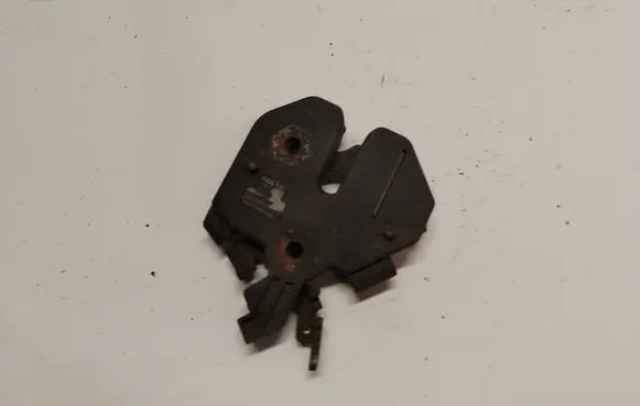 Volvo S80 Engine bonnet/hood lock/catch 9483765