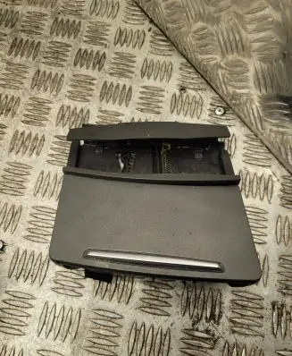 Audi A6 S6 C6 4F Car ashtray 4F1857951 346121
