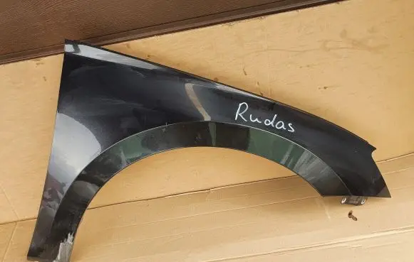 Skoda Superb B8 (3V) Fender 3V0821162