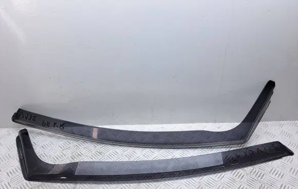 Toyota Verso Front door wind deflector 
