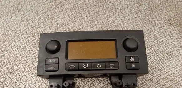 Citroen C4 I Climate control unit 9658084577