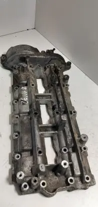 Mercedes-Benz C W204 Rocker cam cover A6420101230 6420101230