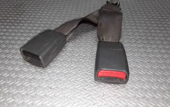 SsangYong Kyron Rear seatbelt buckle