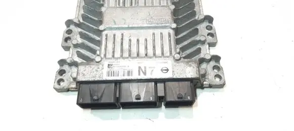 Nissan Qashqai Engine control unit/module S180033106A SID303