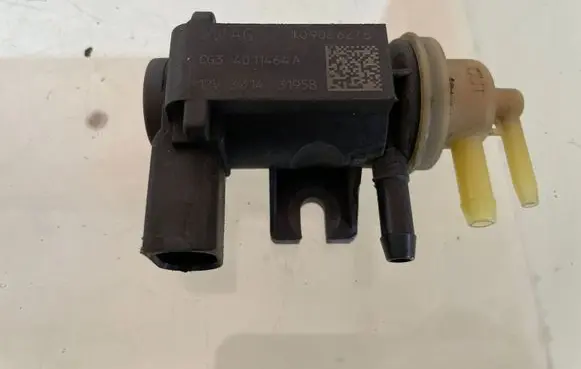 Volkswagen Touran II Turbo solenoid valve 1K0906627B 4011464A 4011464