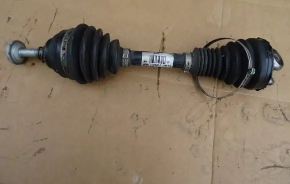 BMW X1 E84 Front driveshaft 7591682