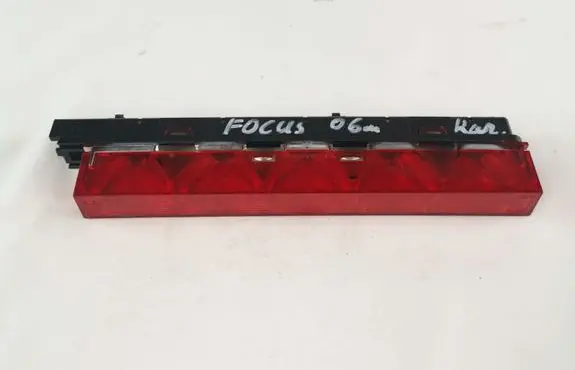 Ford Focus Third/center stoplight 1S7113A613AE