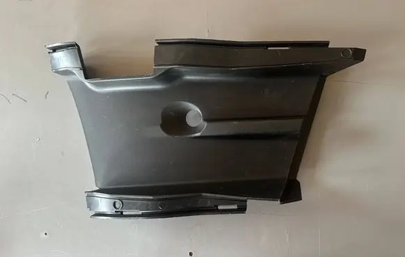 Renault Trafic III (X82) Brake cooling air channel/duct 628160783R