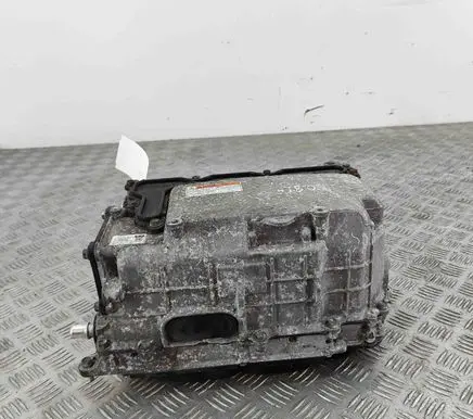 Toyota Auris E180 Voltage converter inverter G920076030