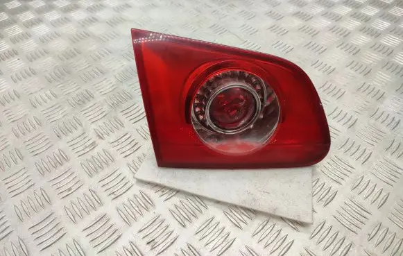 Volkswagen PASSAT B6 Tailgate rear/tail lights 3C9945093