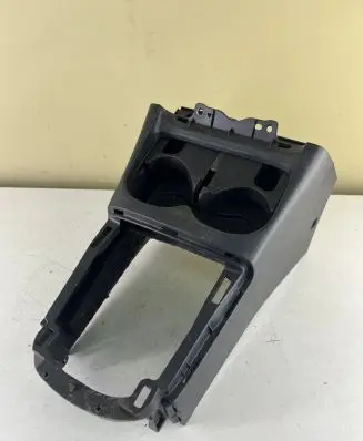Toyota RAV 4 (XA20) Cup holder front 5562042030